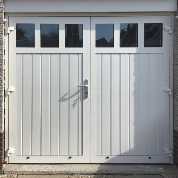 kunststof garagedeur onderhoudsarm