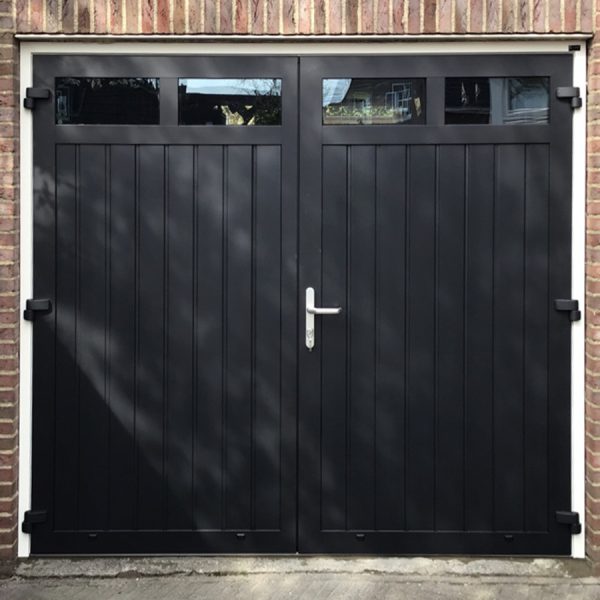 Openslaande garagedeuren zwart