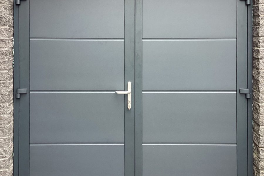 Openslaande garagedeuren grijs